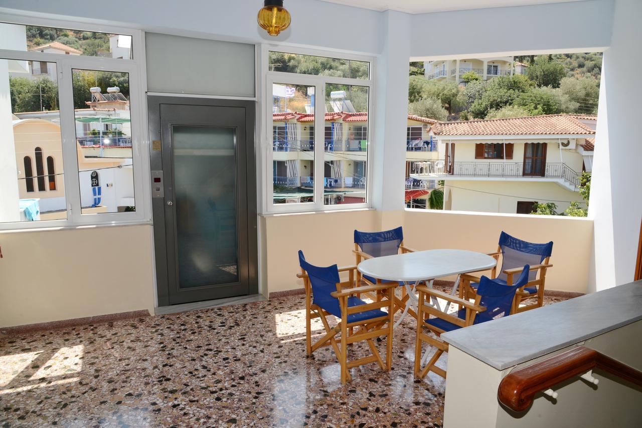Hotel Blue Sea Tirós 外观 照片