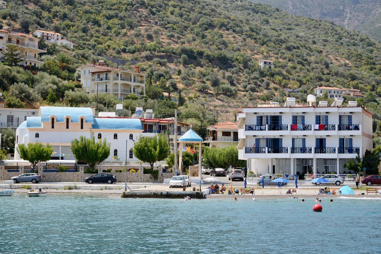 Hotel Blue Sea Tirós 外观 照片